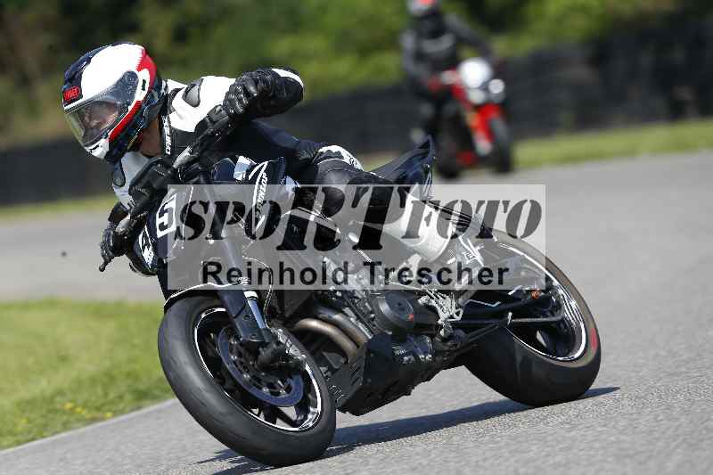 /44 09.08.2025 Plüss Moto Sport ADR/Einsteiger/45